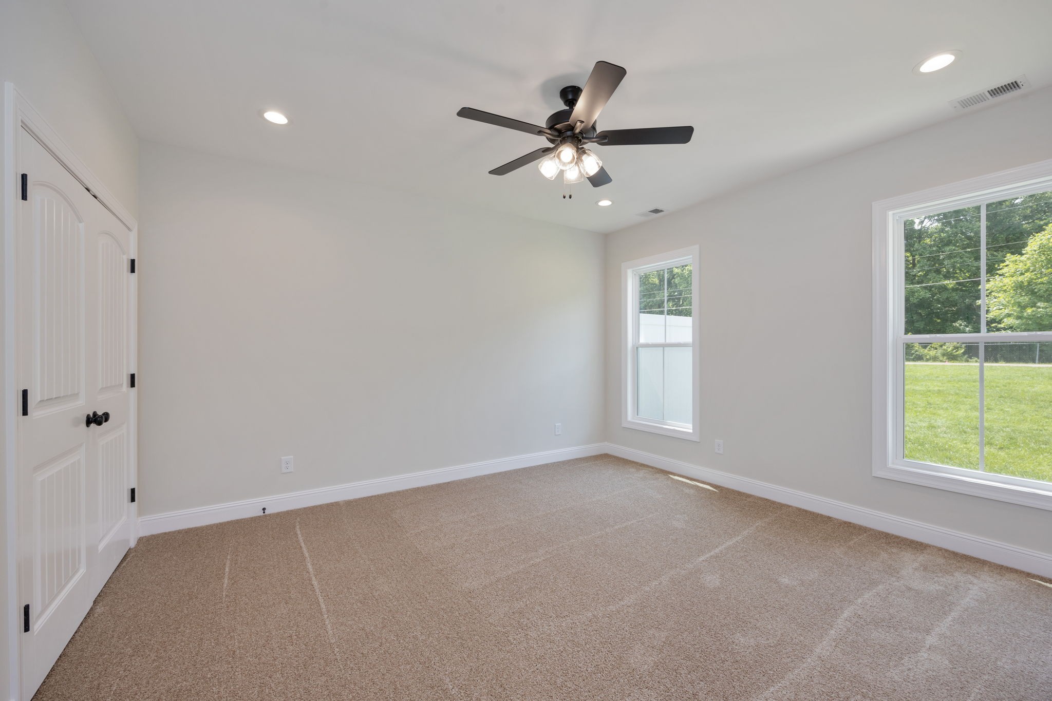 2005 Rylee Way Greenbrier, TN 37073 - Photo 15 of 27 Gallery Image 15
