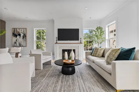 $1,925,000 | 251 West 3rd Street, Unit 251, Boston, MA 02127