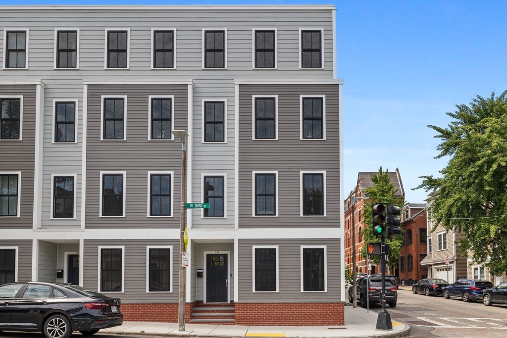 251 West 3rd Street, Unit 251 Boston, MA 02127 - Photo 34 of 38