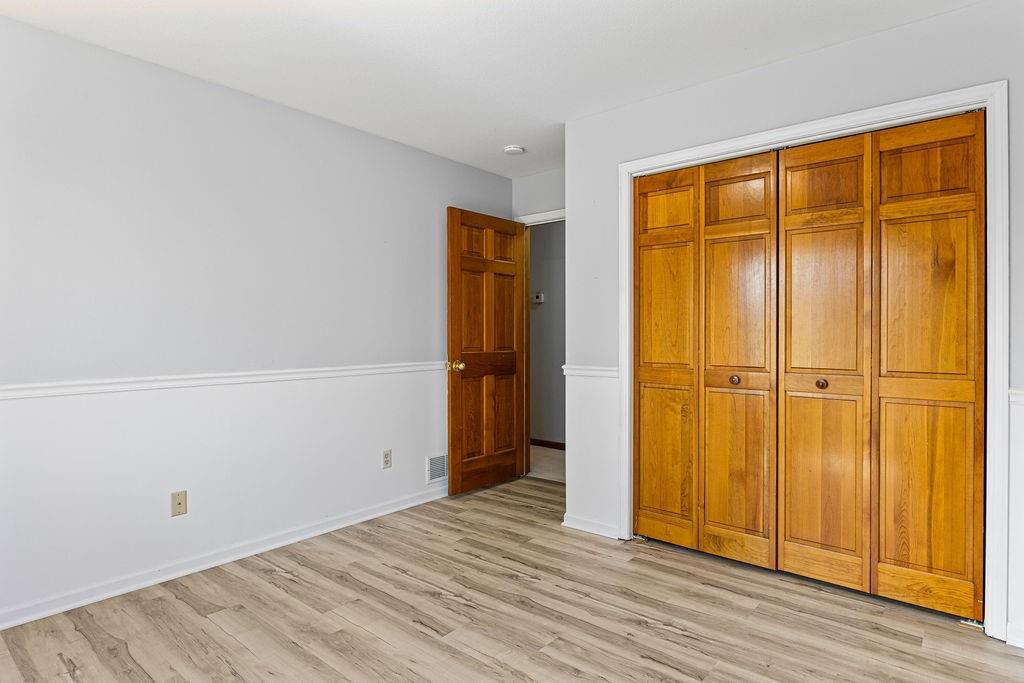 403 North Leonard Road St. Joseph, MO 64506 - Photo 32 of 63