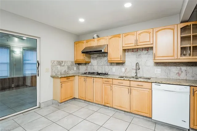 $172,500 | 1241 South 5th Street, Unit B4, Mebane, NC 27302