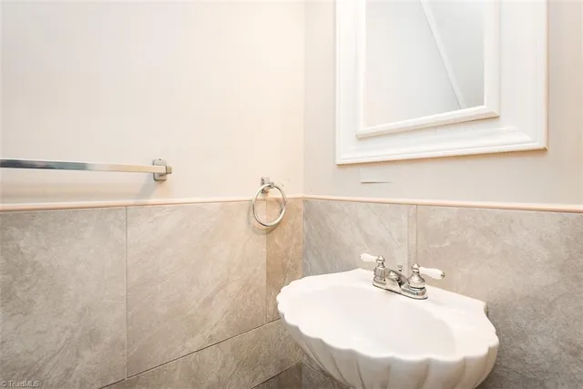 $172,500 | 1241 South 5th Street, Unit B4, Mebane, NC 27302