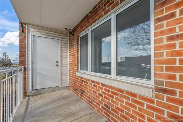 $249,500 | 5520 West 115th Street, Unit 101, Oak Lawn, IL 60453