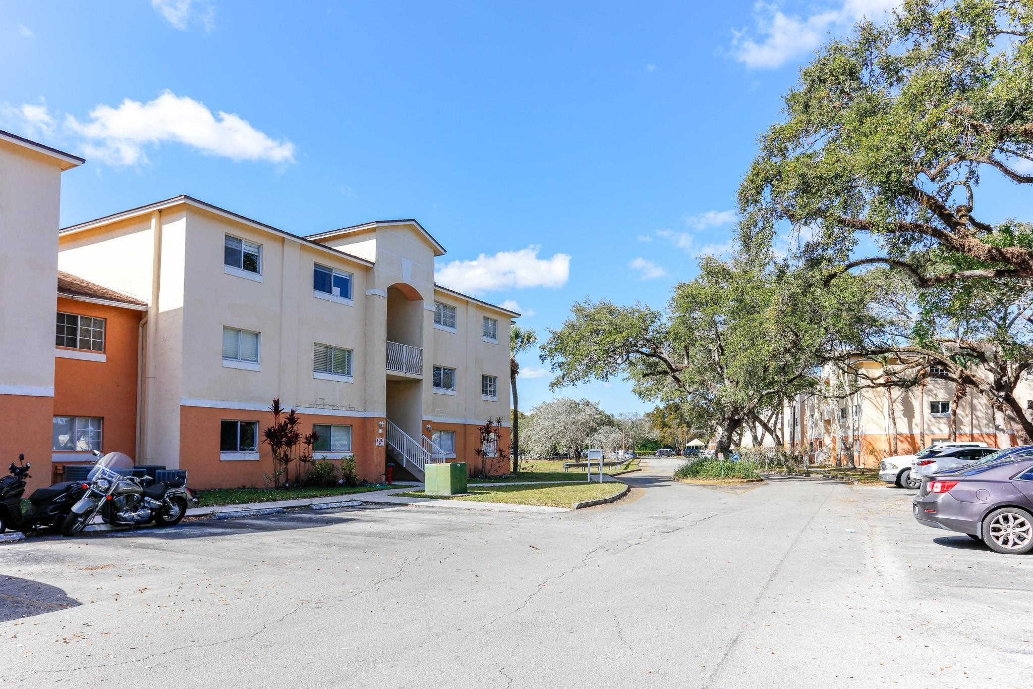 3680 North 56th Avenue, Unit 806 Hollywood, FL 33021 - Photo 15 of 30 a front view of a building with street view