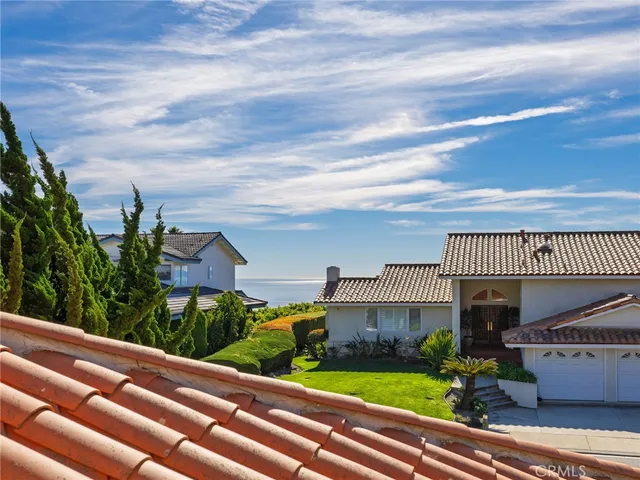 $2,245,000 | 6821 Vallon Drive, Rancho Palos Verdes, CA 90275