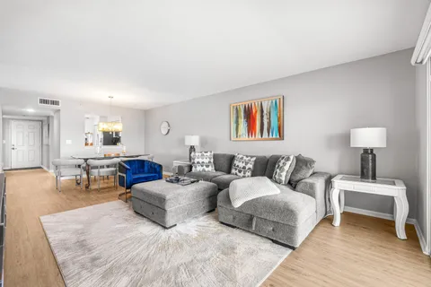 $379,000 | 14112 Huntington Pointe Drive, Unit 210, Delray Beach, FL 33484