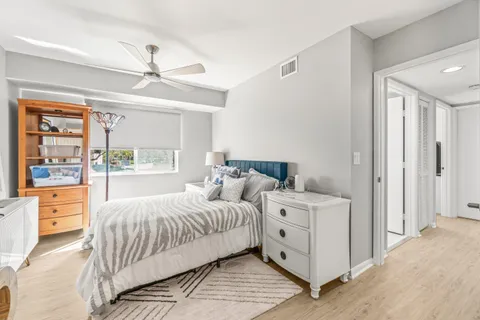 $379,000 | 14112 Huntington Pointe Drive, Unit 210, Delray Beach, FL 33484