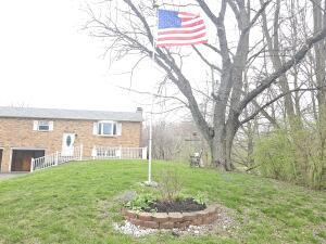 519 Moorefield Road Springfield, OH 45503 - Photo 3 of 24