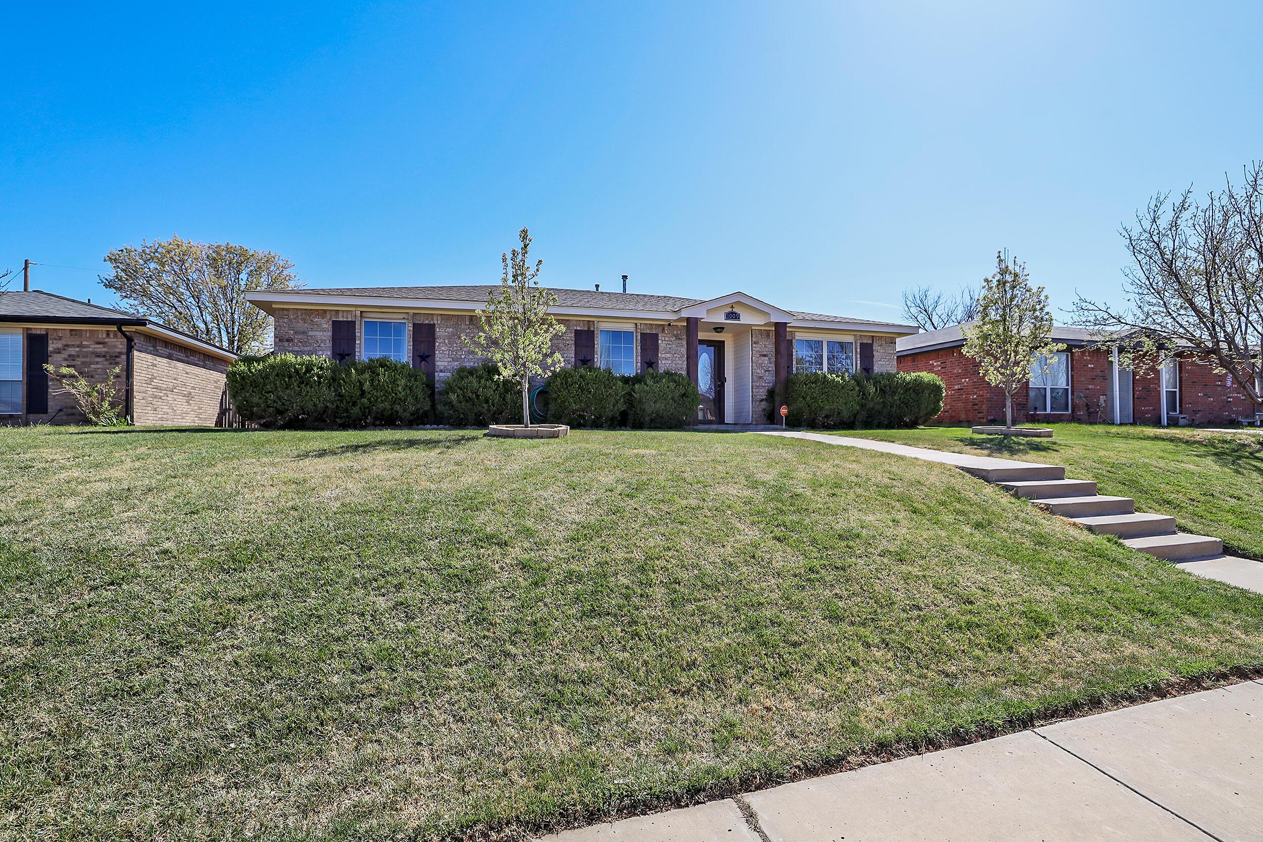 1009 Sterling Drive Amarillo, TX 79110 - Photo 16 of 17 Front