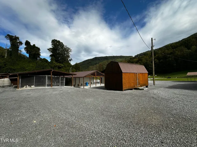 $599,999 | 1505 Williams Hollow Road, Big Stone Gap, VA 24219