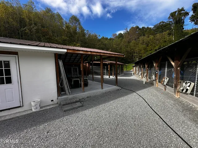 $599,999 | 1505 Williams Hollow Road, Big Stone Gap, VA 24219