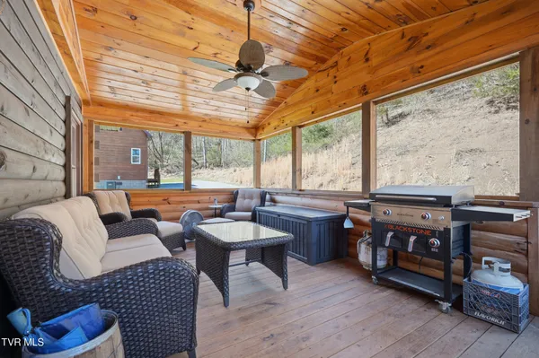 $595,995 | 1505 Williams Hollow Road, Big Stone Gap, VA 24219