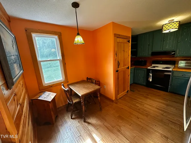 $599,999 | 1505 Williams Hollow Road, Big Stone Gap, VA 24219