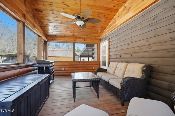 $595,995 | 1505 Williams Hollow Road, Big Stone Gap, VA 24219