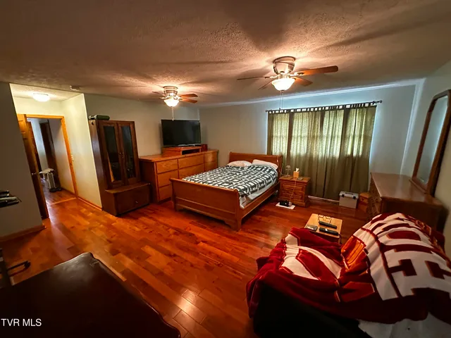 $599,999 | 1505 Williams Hollow Road, Big Stone Gap, VA 24219