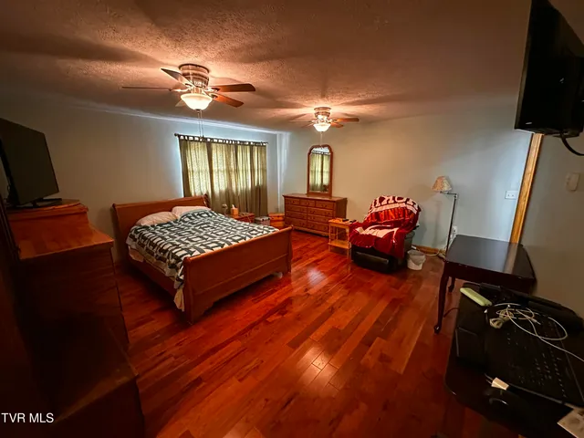 $599,999 | 1505 Williams Hollow Road, Big Stone Gap, VA 24219