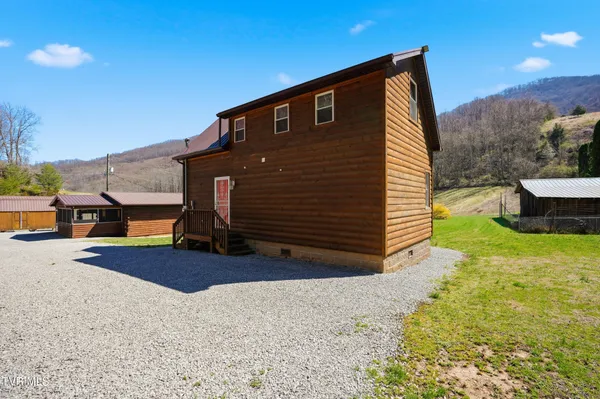 $595,995 | 1505 Williams Hollow Road, Big Stone Gap, VA 24219