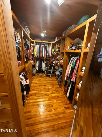 $599,999 | 1505 Williams Hollow Road, Big Stone Gap, VA 24219