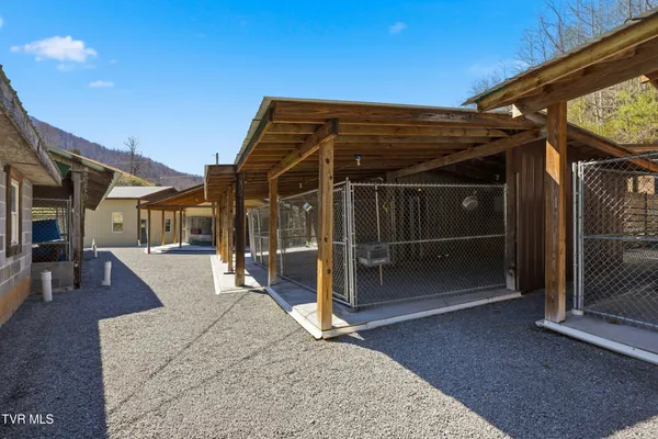 $595,995 | 1505 Williams Hollow Road, Big Stone Gap, VA 24219