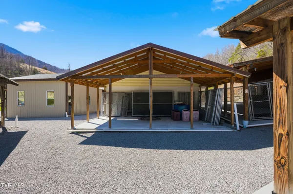 $595,995 | 1505 Williams Hollow Road, Big Stone Gap, VA 24219