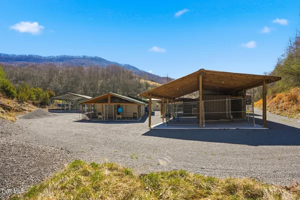 $595,995 | 1505 Williams Hollow Road, Big Stone Gap, VA 24219