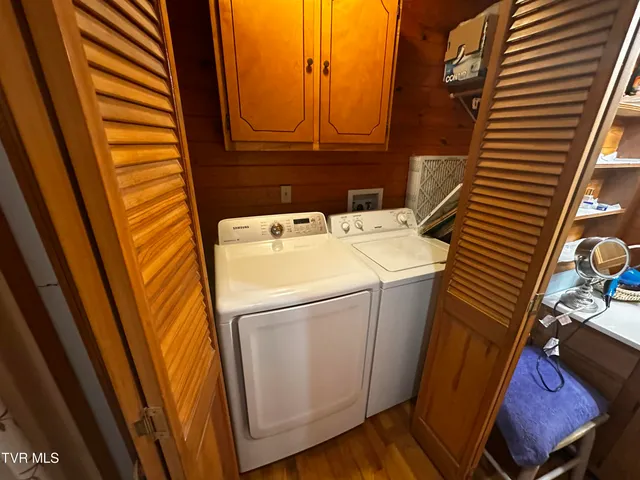 $599,999 | 1505 Williams Hollow Road, Big Stone Gap, VA 24219