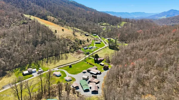 $595,995 | 1505 Williams Hollow Road, Big Stone Gap, VA 24219