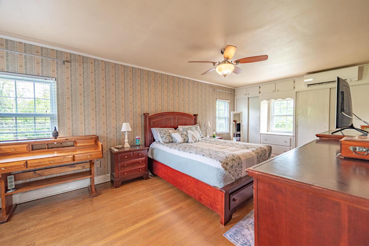 1548 Demorest Road Columbus, OH 43228 - Photo 25 of 69 Owner's Bedroom