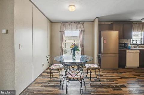 $132,000 | 909 10th Avenue, Unit 713, Wilmington, DE 19808