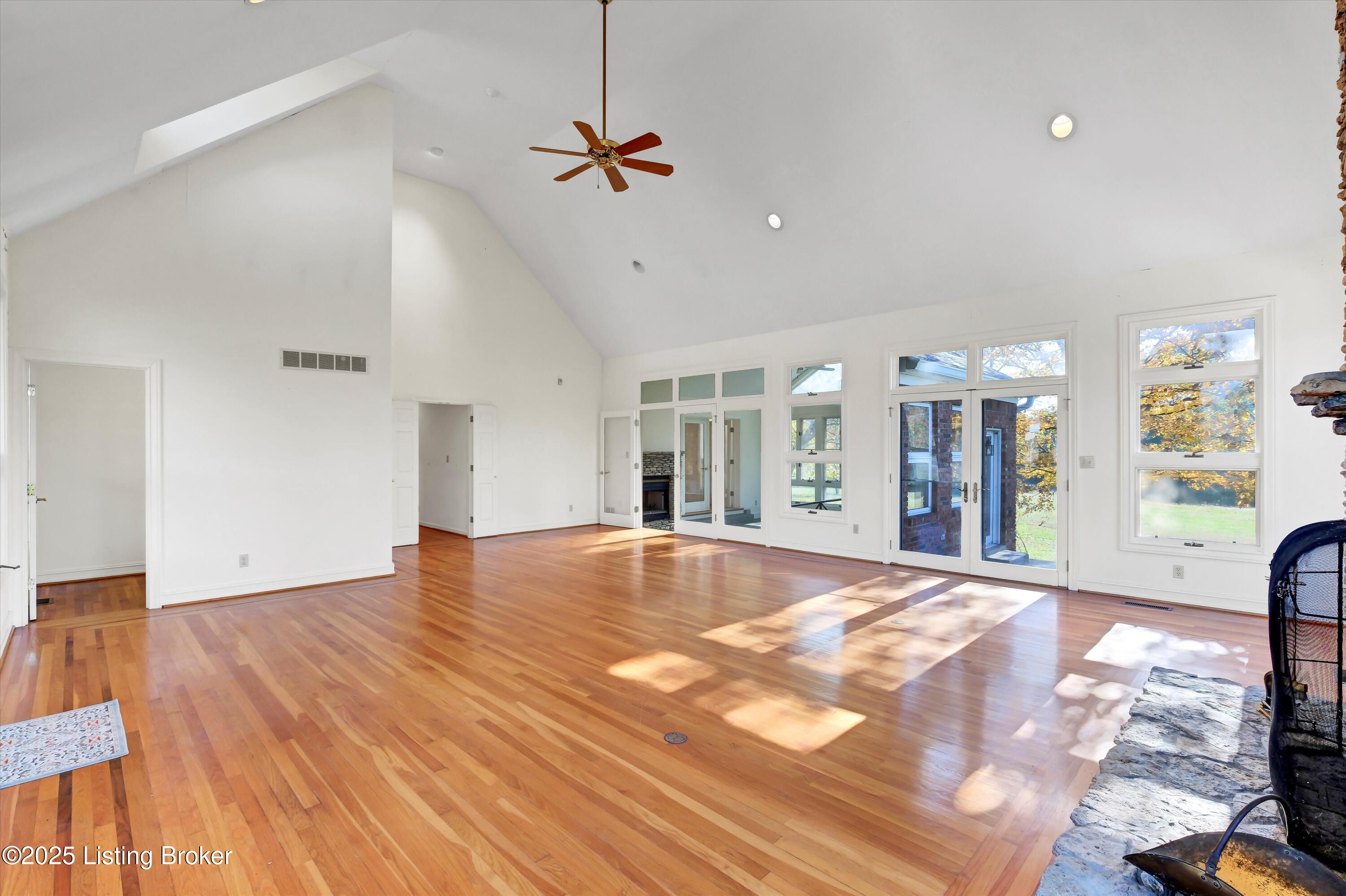 4090 Webb Road Simpsonville, KY 40067 - Photo 14 of 88 13-4090 Webb Rd
