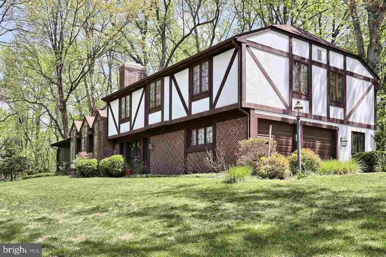 11 Hawthorne Road Carlisle, PA 17015 - Photo 1 of 1 Gallery Image 1