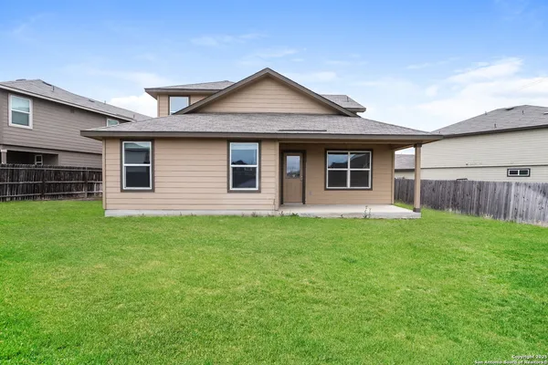 $1,900 | 2935 Thackery Groove, San Antonio, TX 78245