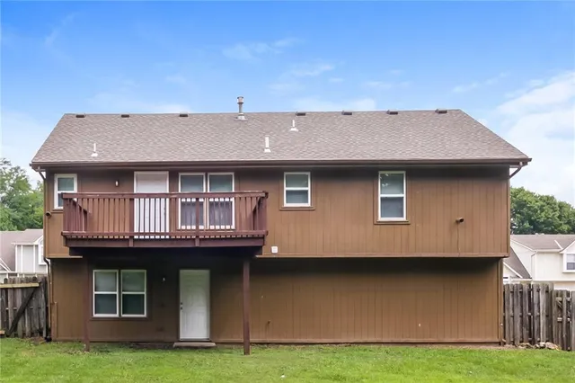 $2,025 | 525 Kenneth Lane, Belton, MO 64012