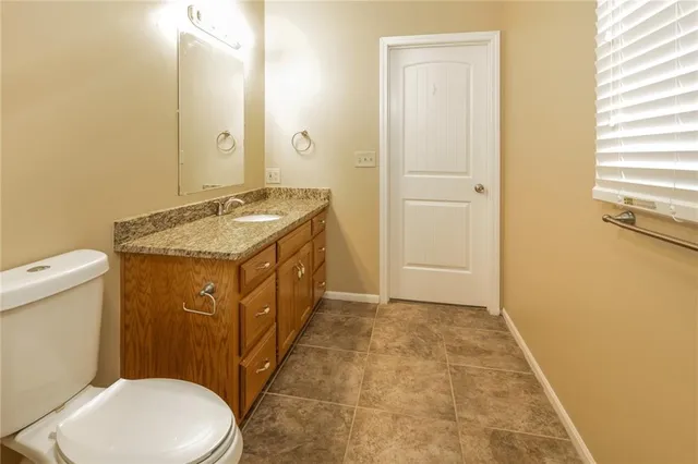 $2,025 | 525 Kenneth Lane, Belton, MO 64012