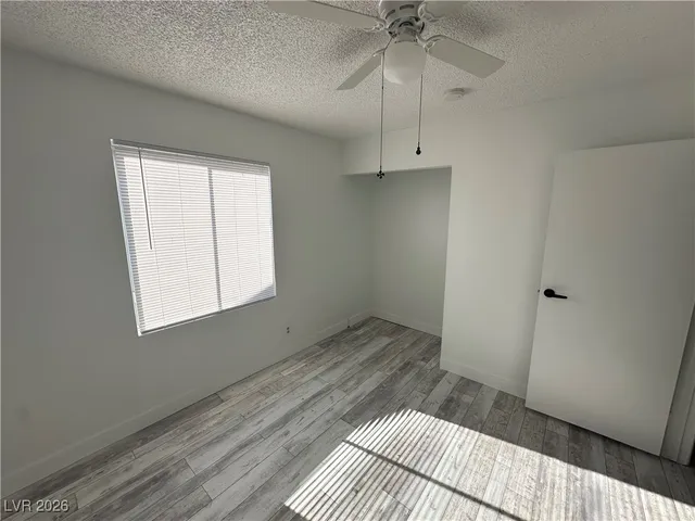 $2,300 | 4364 Annie Oakley Drive, Las Vegas, NV 89121