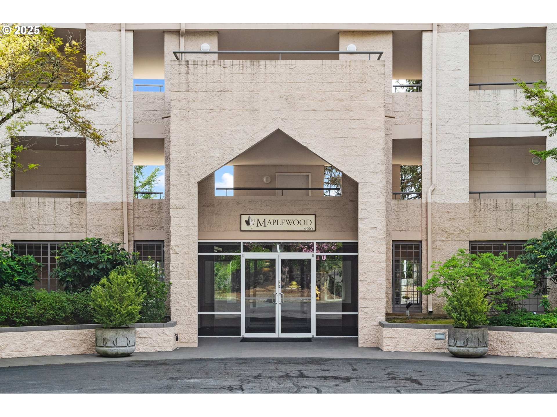 6665 West Burnside Road, Unit 447 Portland, OR 97225 - Photo 1 of 45