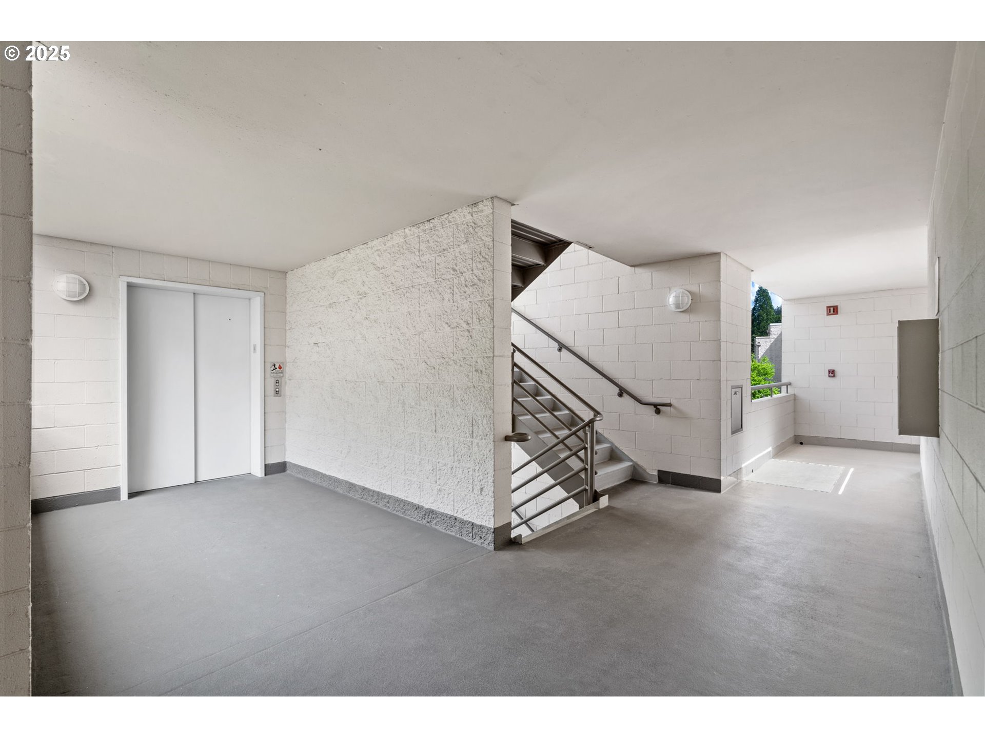 6665 West Burnside Road, Unit 447 Portland, OR 97225 - Photo 32 of 45