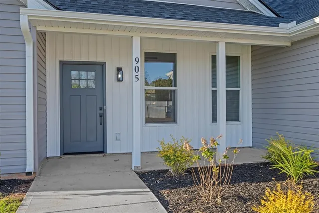 $300,000 | 905 Bolt Drive, Anderson, SC 29621