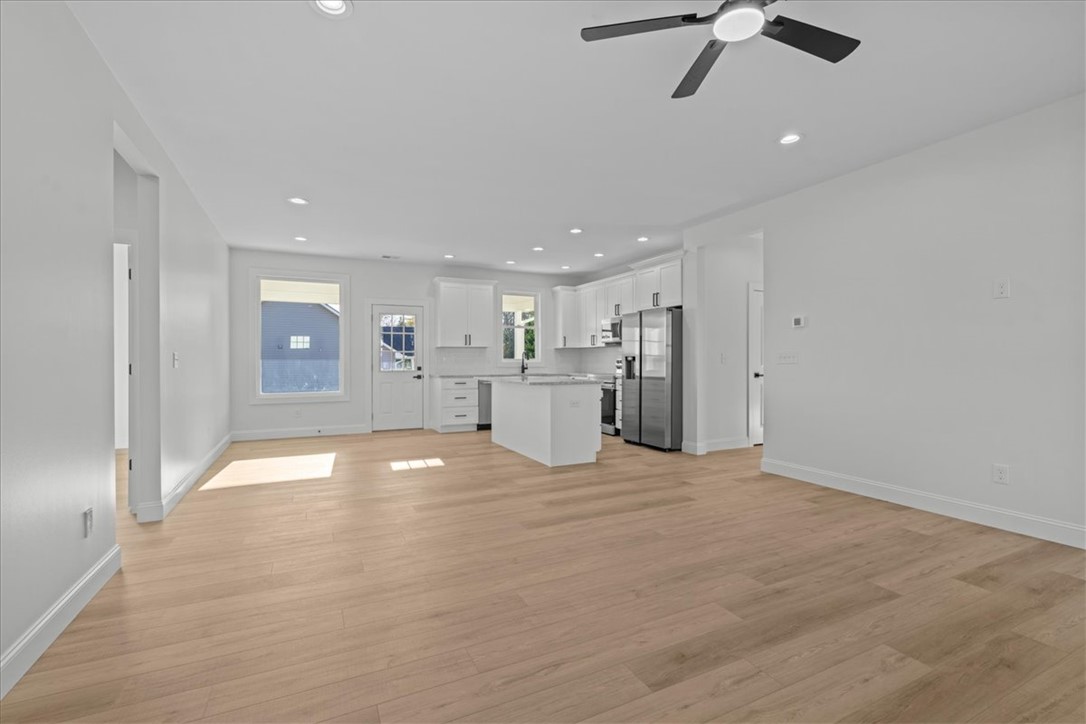 905 Bolt Drive Anderson, SC 29621 - Photo 8 of 34