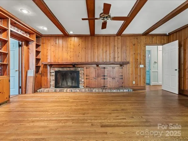 $385,000 | 122 Lakeway Drive, Cheraw, SC 29520