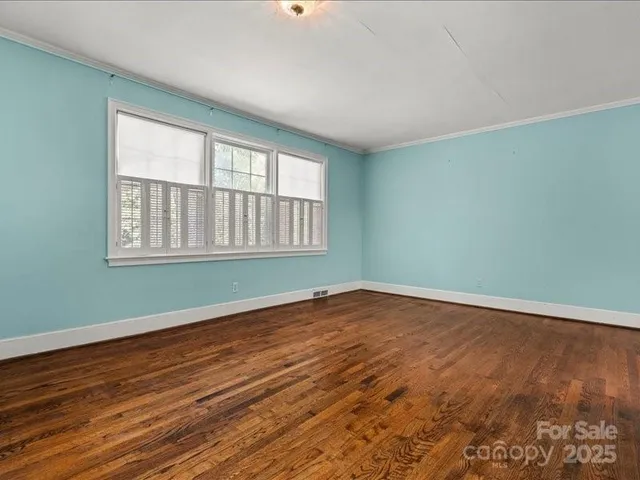 $385,000 | 122 Lakeway Drive, Cheraw, SC 29520