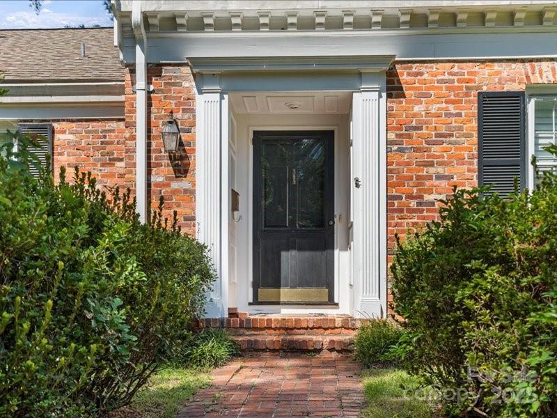 122 Lakeway Drive Cheraw, SC 29520 - Photo 7 of 48