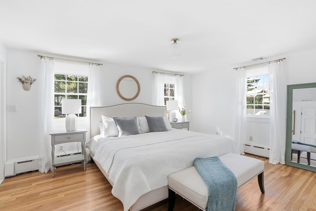 10 Boulder Glen Road Hingham, MA 02043 - Photo 12 of 29