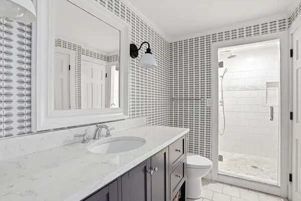 $2,300,000 | 10 Boulder Glen Road, Hingham, MA 02043