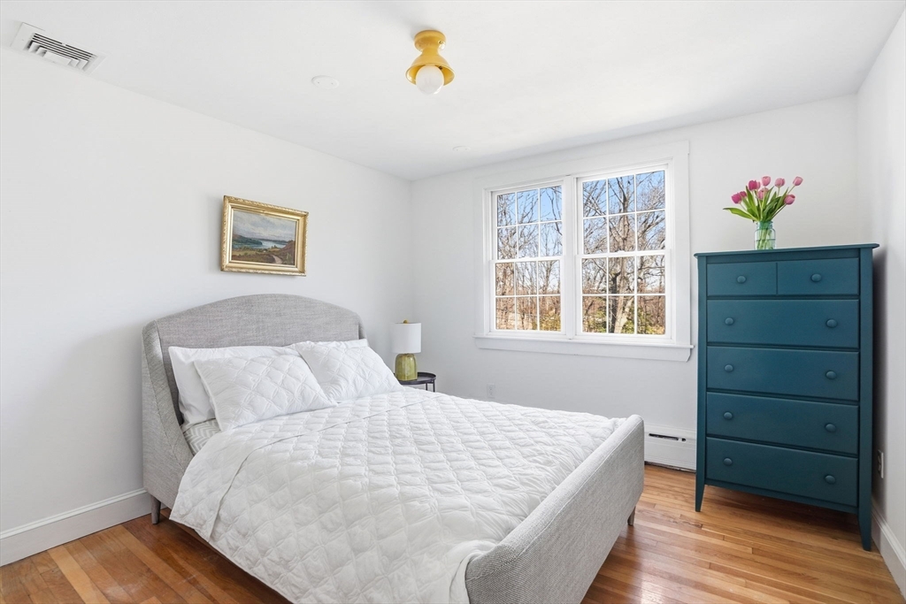 10 Boulder Glen Road Hingham, MA 02043 - Photo 17 of 29