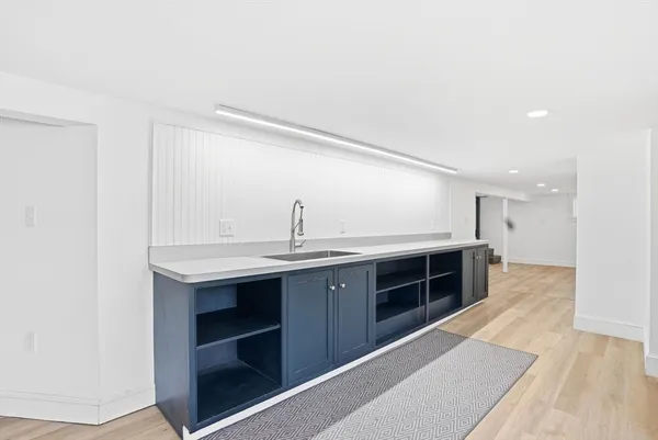 $2,300,000 | 10 Boulder Glen Road, Hingham, MA 02043