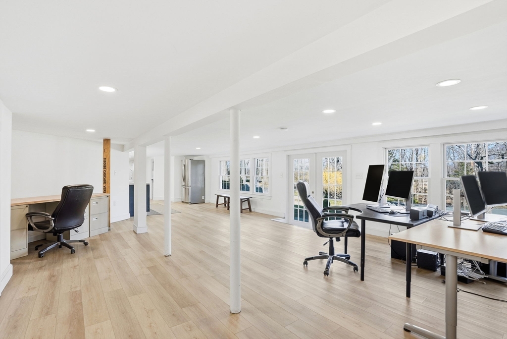 10 Boulder Glen Road Hingham, MA 02043 - Photo 23 of 29