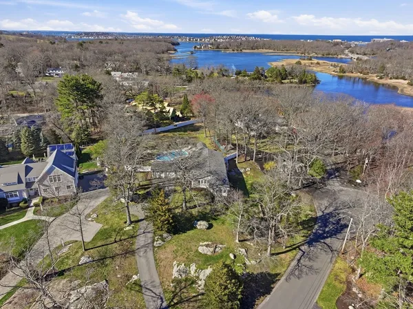 $2,300,000 | 10 Boulder Glen Road, Hingham, MA 02043