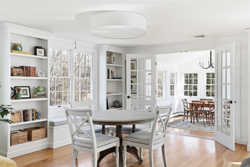 10 Boulder Glen Road Hingham, MA 02043 - Photo 6 of 29