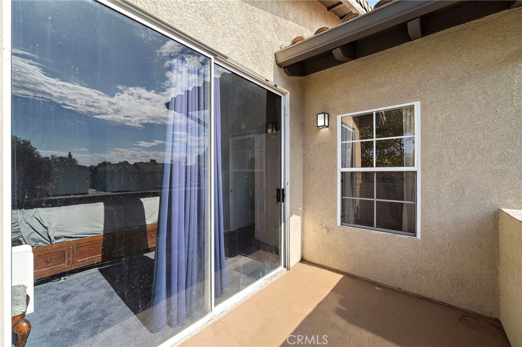 32 Vía Contento Rancho Santa Margarita, CA 92688 - Photo 15 of 33 a view of front door